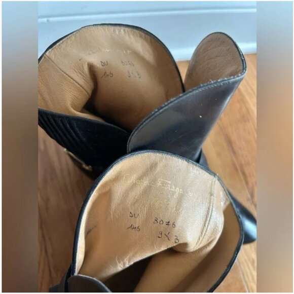 Salvatore Ferragamo black leather ankle boots booties size 9.5 - Picture 9 of 12